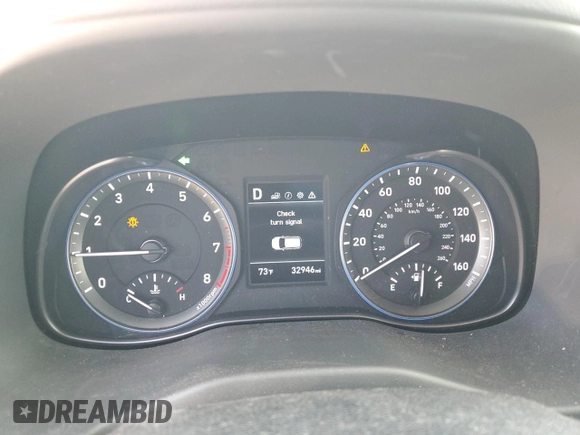 2018 Hyundai Kona SE with VIN KM8K12AA9JU123388, listed as a Copart auction lot 49460925 with 32,946 mi miles and Salvage Title. Bid and sale history available at DreamBid. Image 9.