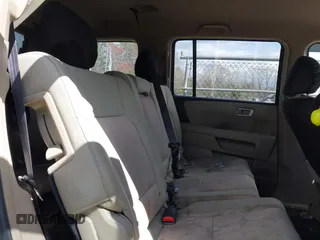 2009 Honda Pilot EX with VIN 5FNYF48419B048492, listed as a IAAI auction lot 41716906 with 175,471 mi miles. Bid and sale history available at carsss.com. Image 8.