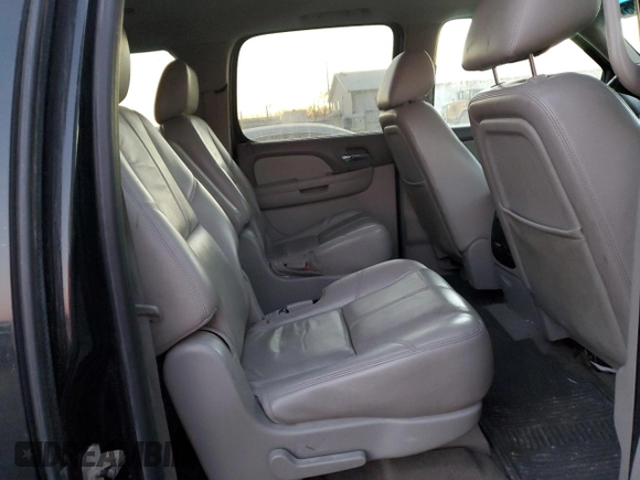 2011 GMC Yukon XL SLT with VIN 1GKS2KE35BR320712, listed as a Copart auction lot 42785505 with 339,442 mi miles and Clean Title. Bid and sale history available at DreamBid. Image 11.