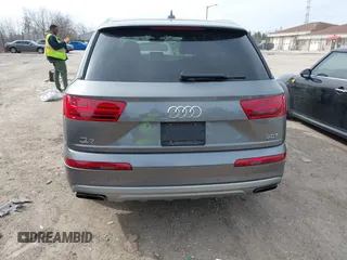 2017 Audi Q7 Premium Plus with VIN WA1LAAF76HD042448, listed as a IAAI auction lot 42030033 with 97,540 mi miles. Bid and sale history available at carsss.com. Image 16.