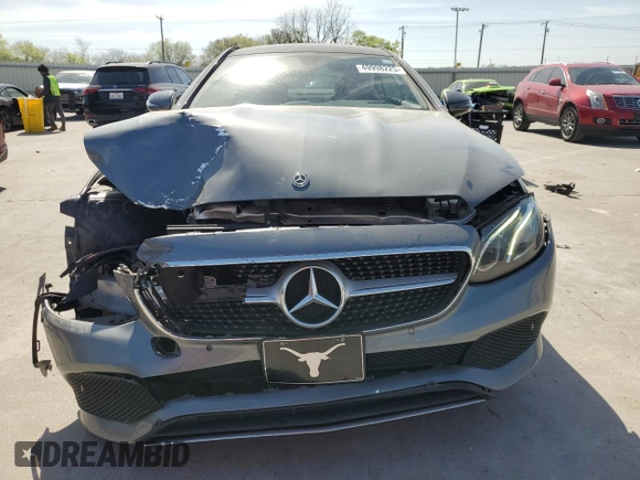 2018 Mercedes-Benz E 400 with VIN WDD1J6FB4JF020561, listed as a Copart auction lot 49998225 with 50,493 mi miles and Salvage Title. Bid and sale history available at DreamBid. Image 5.