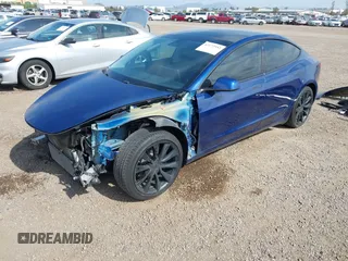 2020 Tesla Model 3 Standard Range Plus z VIN 5YJ3E1EA5LF708885, wystawiony jako IAAI lot #42172952 z przebiegiem 58 882 mil mil oraz . Historia ofert i sprzedaży dostępna na DreamBid. Obrazek 20.