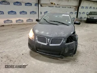 2010 Pontiac Vibe 1SA z VIN 5Y2SP6E83AZ411170, wystawiony jako Copart lot #47581925 z przebiegiem 274 411 mil mil oraz Czysty tytuł • Clean title. Historia ofert i sprzedaży dostępna na DreamBid. Obrazek 10.
