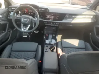 2024 Audi RS 3 z VIN WUAG4DGY5RA908217, wystawiony jako Copart lot #62912454 z przebiegiem 1643 mil mil oraz Szkody całkowita. Historia ofert i sprzedaży dostępna na DreamBid. Obrazek 8.