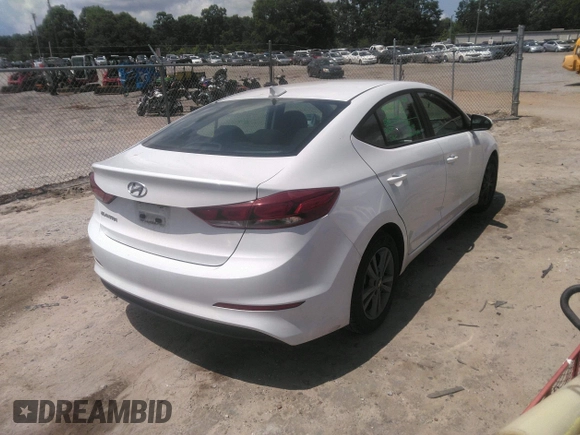 2018 Hyundai Elantra SEL z VIN 5NPD84LF5JH339083, wystawiony jako IAAI lot #42160287 z przebiegiem 108 161 mil mil oraz . Historia ofert i sprzedaży dostępna na DreamBid. Obrazek 4.