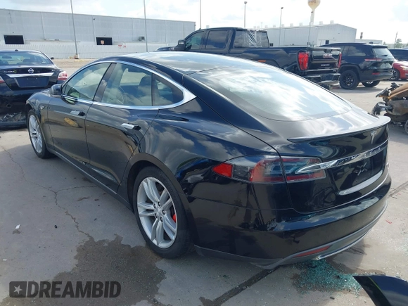 2014 Tesla Model S 60 с VIN 5YJSA1H17EFP41957, выставлен на аукционе IAAI как лот 42448795 с пробегом 103 990 миль миль и . История ставок и продаж доступна на DreamBid. Изображение 3.