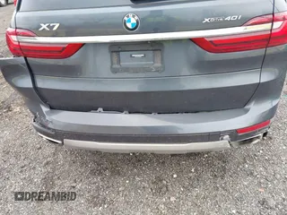 2020 BMW X7 xDrive40i z VIN 5UXCW2C03L9B38605, wystawiony jako IAAI lot #42026801 z przebiegiem 82 394 mil mil oraz . Historia ofert i sprzedaży dostępna na DreamBid. Obrazek 20.