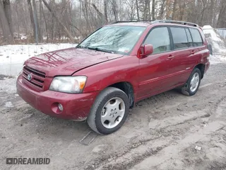 2007 Toyota Highlander w/3rd Row with VIN JTEEP21AX70204993, listed as a IAAI auction lot 41692390 with 216,219 mi miles. Bid and sale history available at carsss.com. Image 2.