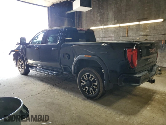 2020 GMC Sierra 2500HD AT4 z VIN 1GT49PEY7LF135671, wystawiony jako Copart lot #55740405 z przebiegiem 80 382 mil mil oraz Szkoda całkowita • Salvage title. Historia ofert i sprzedaży dostępna na DreamBid. Obrazek 2.