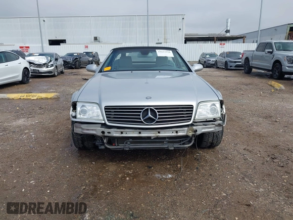 2000 Mercedes-Benz SL with VIN WDBFA68F0YF188738, listed as a IAAI auction lot 41652926 with 61,075 mi miles. Bid and sale history available at carsss.com. Image 13.