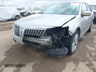 2010 Lincoln MKZ with VIN 3LNHL2GC8AR618251, listed as a IAAI auction lot 41869202 with 135,454 mi miles. Bid and sale history available at carsss.com. Image 6.