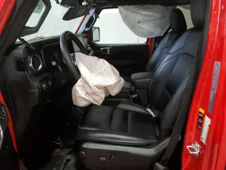 2024 Jeep Wrangler Sahara z VIN 1C4PJXEG8RW246069, wystawiony jako Copart lot #84146804 z przebiegiem 6 419 mil mil oraz Szkoda całkowita • Salvage title. Historia ofert i sprzedaży dostępna na DreamBid. Obrazek 7.