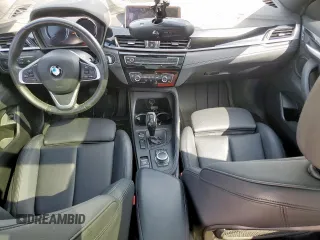 2020 BMW X2 sDrive28i z VIN WBXYH9C05L5R16811, wystawiony jako Copart lot #60265845 z przebiegiem 61 152 mil mil oraz Czysty tytuł • Clean title. Historia ofert i sprzedaży dostępna na DreamBid. Obrazek 8.
