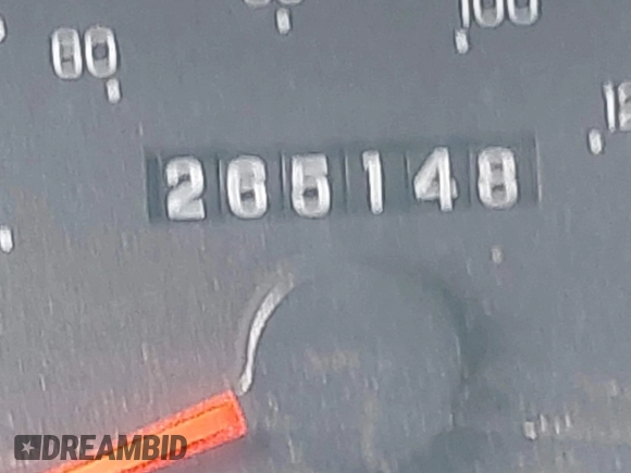 2000 Ford F-250 XL with VIN 1FTNX21F2YEE22107, listed as a IAAI auction lot 41928400 with 265,148 mi miles and . Bid and sale history available at DreamBid. Image 7.