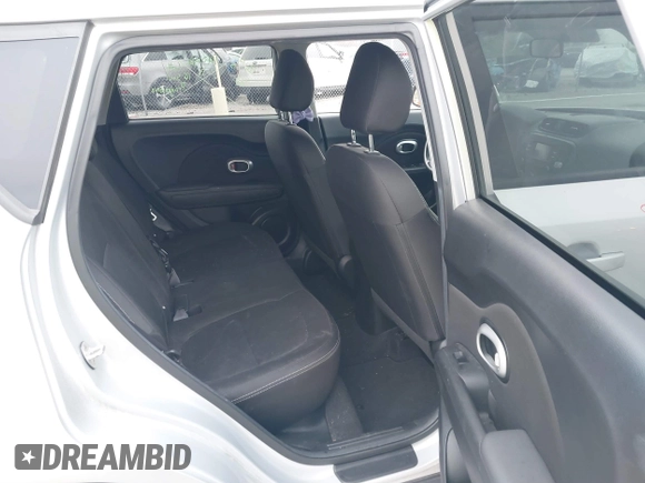 2016 Kia Soul z VIN KNDJN2A2XG7874598, wystawiony jako IAAI lot #41180041 z przebiegiem 124 346 mil mil oraz . Historia ofert i sprzedaży dostępna na DreamBid. Obrazek 8.