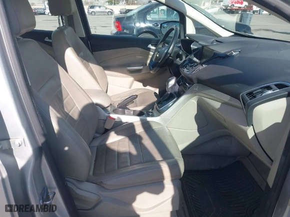 2013 Ford C-Max Energi SEL with VIN 1FADP5CU7DL508520, listed as a IAAI auction lot 41634688 with 184,941 mi miles. Bid and sale history available at carsss.com. Image 5.