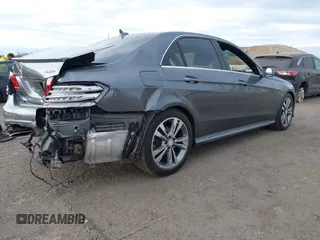 2016 Mercedes-Benz E-Class E 350 Luxury with VIN WDDHF8JB2GB237075, listed as a IAAI auction lot 42047087 with 66,298 mi miles. Bid and sale history available at carsss.com. Image 4.