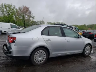 2008 Volkswagen Jetta S с VIN 3VWJZ71K68M168573, выставлен на аукционе Copart как лот 55776955 с пробегом 110 273 миль миль и Списание • Salvage title. История ставок и продаж доступна на DreamBid. Изображение 3.