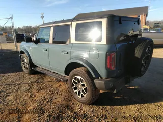 2021 Ford Bronco with VIN 1FMDE5BH0MLA80029, listed as a IAAI auction lot 41172502 with 32,080 mi miles. Bid and sale history available at carsss.com. Image 3.