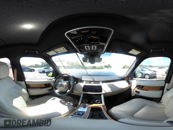 2019 Land Rover Range Rover с VIN SALGS2RE8KA522240, выставлен на аукционе IAAI как лот 42529419 с пробегом 48 286 миль миль и . История ставок и продаж доступна на DreamBid. Изображение 18.