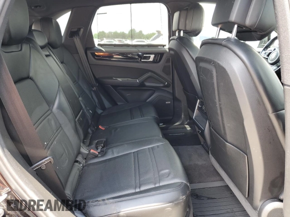 2020 Porsche Cayenne with VIN WP1AA2AY9LDA00494, listed as a Copart auction lot 61024435 with 58,846 mi miles and Salvage title. Bid and sale history available at DreamBid. Image 11.