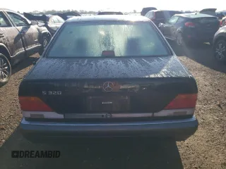 1995 Mercedes-Benz S 320 z VIN WDBGA33E4SA247764, wystawiony jako Copart lot #72717434 z przebiegiem 114 034 mil mil oraz Tytuł czysty. Historia ofert i sprzedaży dostępna na DreamBid. Obrazek 6.