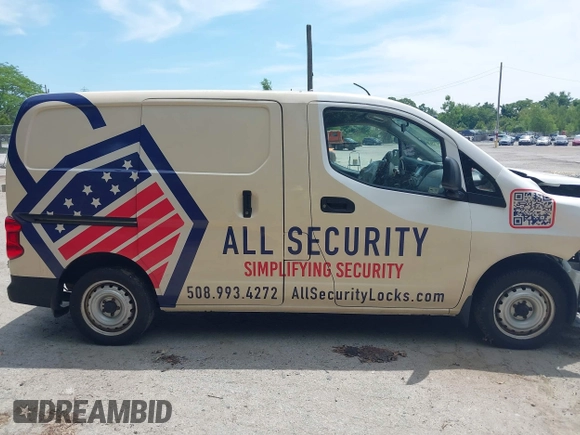 2018 Nissan NV200 S with VIN 3N6CM0KN2JK702290, listed as a IAAI auction lot 41306043 with Not provided miles and . Bid and sale history available at DreamBid. Image 13.