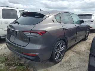 2022 Maserati Levante Modena S with VIN ZN661ZUM4NX393104, listed as a Copart auction lot 74015534 with Not Provided miles and Non Repairable. Bid and sale history available at carsss.com. Image 3.