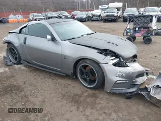 2003 Nissan 350Z Touring with VIN JN1AZ34E33T003711, listed as a IAAI auction lot 41351191 with 167,503 mi miles. Bid and sale history available at carsss.com. Image 1.
