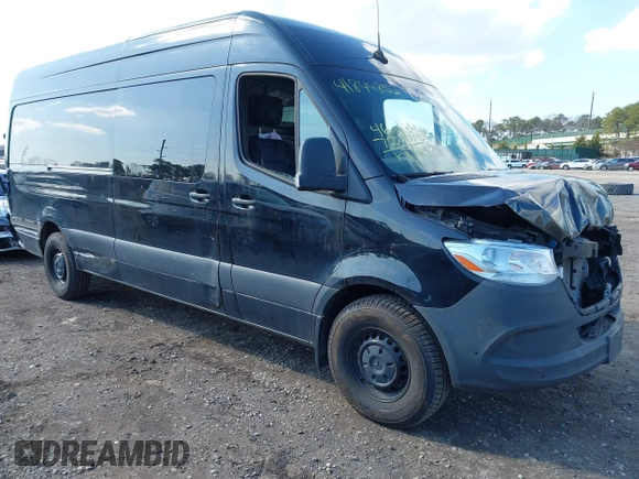 2022 Mercedes-Benz Sprinter Cargo with VIN W1Y4ECHYXNT112143, listed as a IAAI auction lot 41844852 with 46,727 mi miles. Bid and sale history available at carsss.com. Image 1.