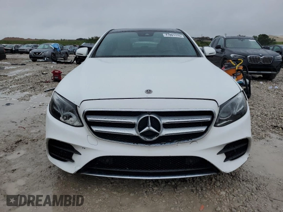2019 Mercedes-Benz E-Class E 300 with VIN WDDZF4JB1KA613597, listed as a Copart auction lot 41801775 with 130,480 mi miles and Clean Title. Bid and sale history available at carsss.com. Image 5.
