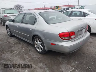 2004 Infiniti I35 with VIN JNKDA31A04T212973, listed as a IAAI auction lot 41495760 with 143,328 mi miles. Bid and sale history available at carsss.com. Image 3.