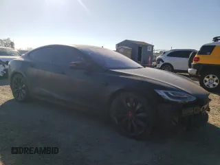 2017 Tesla Model S 100D with VIN 5YJSA1E22HF192735, listed as a Copart auction lot 88709355 with 100,039 mi miles and Salvage Title. Bid and sale history available at carsss.com. Image 4.