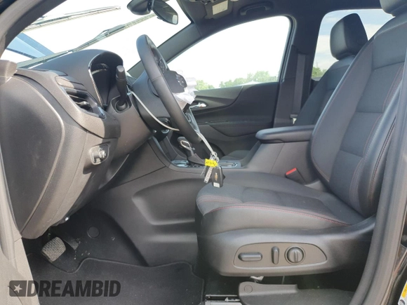 2024 Chevrolet Equinox RS z VIN 3GNAXMEG9RL102384, wystawiony jako Copart lot #60825265 z przebiegiem 21 718 mil mil oraz Szkoda całkowita • Salvage title. Historia ofert i sprzedaży dostępna na DreamBid. Obrazek 7.