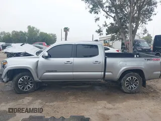 2023 Toyota Tacoma SR5 z VIN 3TMDZ5BN2PM164497, wystawiony jako IAAI lot #42034519 z przebiegiem 25 451 mil mil oraz . Historia ofert i sprzedaży dostępna na DreamBid. Obrazek 14.