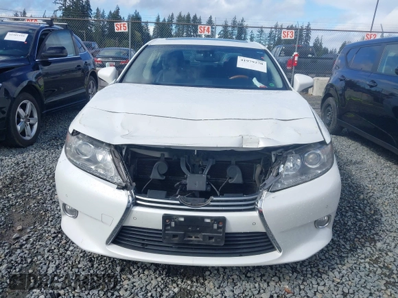 2013 Lexus ES 300h with VIN JTHBW1GG4D2013536, listed as a IAAI auction lot 41979270 with 98,515 mi miles and . Bid and sale history available at DreamBid. Image 13.