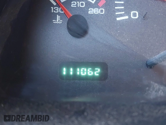 2000 Dodge 1500 with VIN 3B7HF13Z0YG161389, listed as a IAAI auction lot 42111281 with 111,062 mi miles and . Bid and sale history available at DreamBid. Image 7.