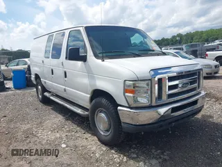 2011 Ford Econoline Cargo Commercial z VIN 1FTNE2EW4BDB15566, wystawiony jako IAAI lot #42344830 z przebiegiem 165 580 mil mil oraz . Historia ofert i sprzedaży dostępna na DreamBid. Obrazek 1.
