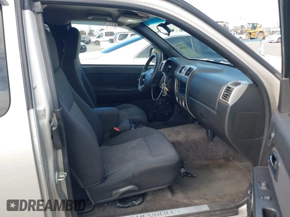 2008 Chevrolet Colorado 1LT z VIN 1GCCS39E188192565, wystawiony jako IAAI lot #41901967 z przebiegiem 282 987 mil mil oraz . Historia ofert i sprzedaży dostępna na DreamBid. Obrazek 5.