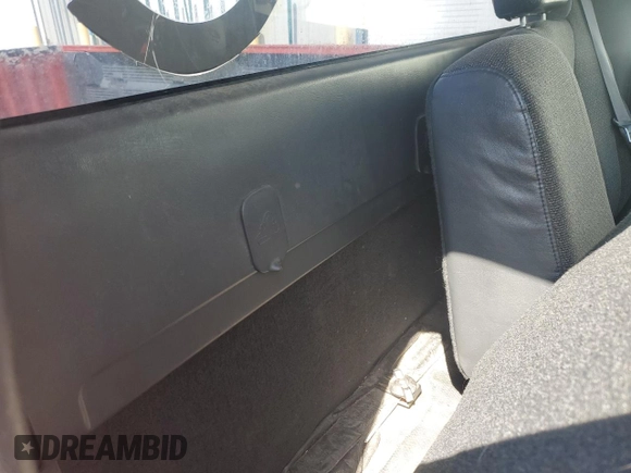 2002 Chevrolet Silverado 1500 LS with VIN 1GCEK14V52Z252823, listed as a Copart auction lot 52438145 with 219,028 mi miles and Salvage Title. Bid and sale history available at DreamBid. Image 10.