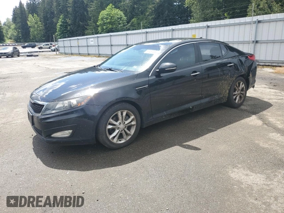 2013 Kia Optima LX z VIN 5XXGM4A79DG144608, wystawiony jako Copart lot #57461585 z przebiegiem 120 677 mil mil oraz Szkoda całkowita • Salvage title. Historia ofert i sprzedaży dostępna na DreamBid. Obrazek 1.