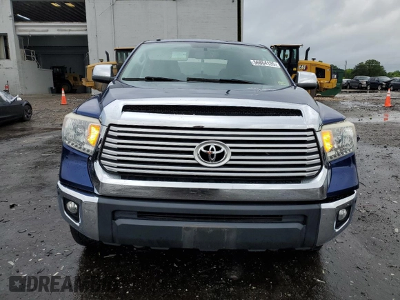 2014 Toyota Tundra Limited z VIN 5TFHY5F1XEX371819, wystawiony jako Copart lot #56864135 z przebiegiem 111 248 mil mil oraz Szkoda całkowita • Salvage title. Historia ofert i sprzedaży dostępna na DreamBid. Obrazek 5.