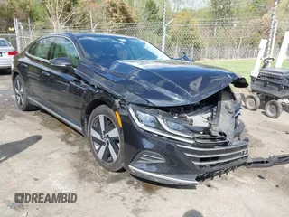 2021 Volkswagen Arteon SE z VIN WVWAR7AN5ME012022, wystawiony jako IAAI lot #41964379 z przebiegiem 30 771 mil mil oraz . Historia ofert i sprzedaży dostępna na DreamBid. Obrazek 1.