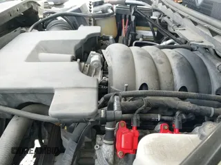 2014 GMC Sierra 1500 SLE z VIN 1GTV2UEC0EZ385993, wystawiony jako IAAI lot #42817713 z przebiegiem 148 241 mil mil oraz . Historia ofert i sprzedaży dostępna na DreamBid. Obrazek 18.