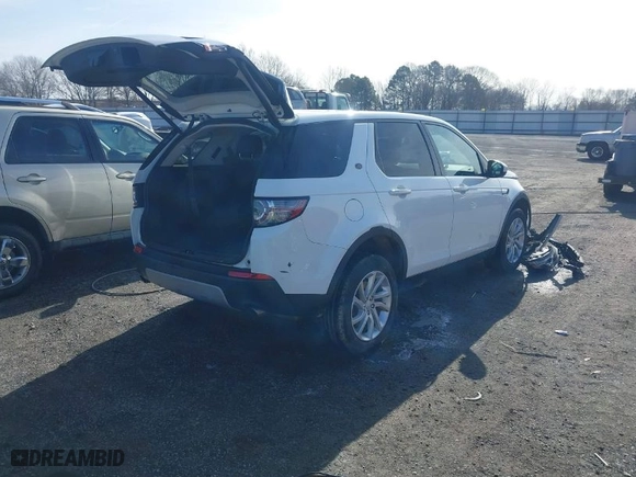 2018 Land Rover Discovery Sport HSE with VIN SALCR2RX3JH739048, listed as a IAAI auction lot 41424487 with 107,308 mi miles. Bid and sale history available at carsss.com. Image 4.
