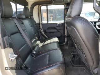 2020 Jeep Gladiator Rubicon z VIN 1C6JJTBG2LL190732, wystawiony jako Copart lot #57100115 z przebiegiem 55 679 mil mil oraz Szkoda całkowita • Salvage title. Historia ofert i sprzedaży dostępna na DreamBid. Obrazek 10.