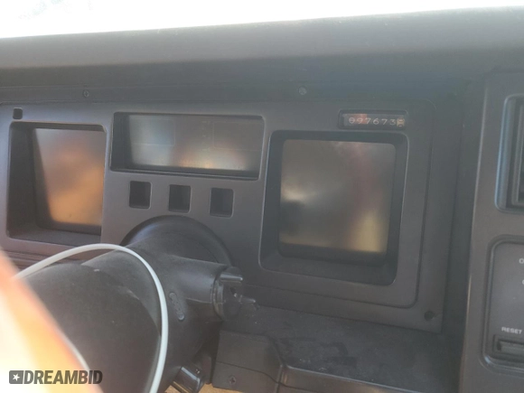 1986 Chevrolet Corvette with VIN 1G1YY0789G5118657, listed as a Copart auction lot 77743794 with 97,673 mi miles and Salvage Title. Bid and sale history available at carsss.com. Image 9.