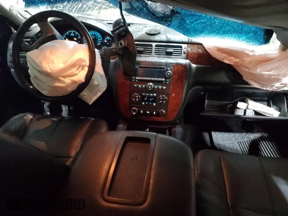2013 Chevrolet Tahoe LT z VIN 1GNSKBE01DR332478, wystawiony jako Copart lot #51455625 z przebiegiem 143 541 mil mil oraz Czysty tytuł • Clean title. Historia ofert i sprzedaży dostępna na DreamBid. Obrazek 8.
