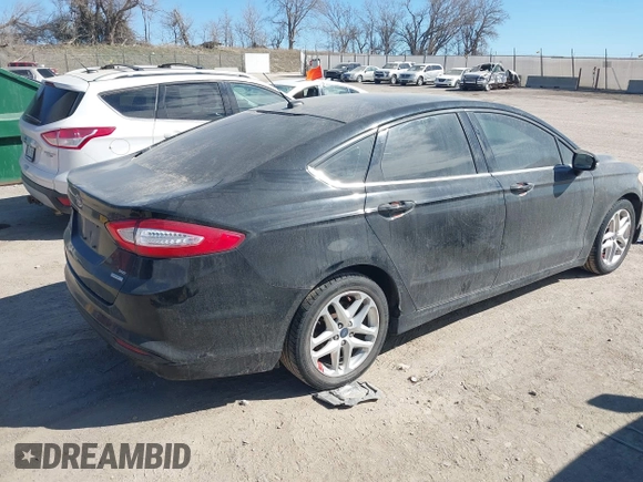 2016 Ford Fusion SE with VIN 3FA6P0HD3GR161715, listed as a IAAI auction lot 41885079 with 110,306 mi miles. Bid and sale history available at carsss.com. Image 4.