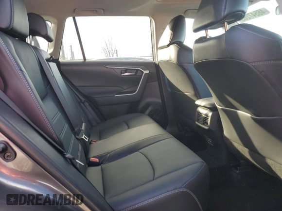 2024 Toyota RAV4 XLE Premium with VIN 2T3A1RFV9RC404627, listed as a Copart auction lot 46547265 with 19,214 mi miles and Salvage Title. Bid and sale history available at carsss.com. Image 11.